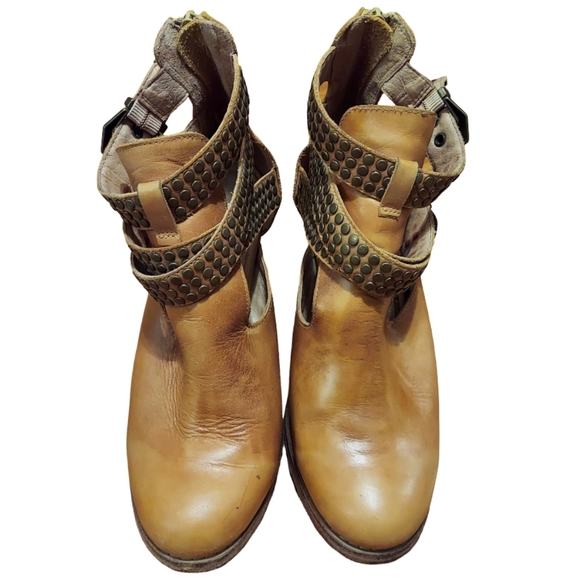 Jeffrey Campbell Leather Ibiza Last Watson Ankle Booties - Picture 2 of 16